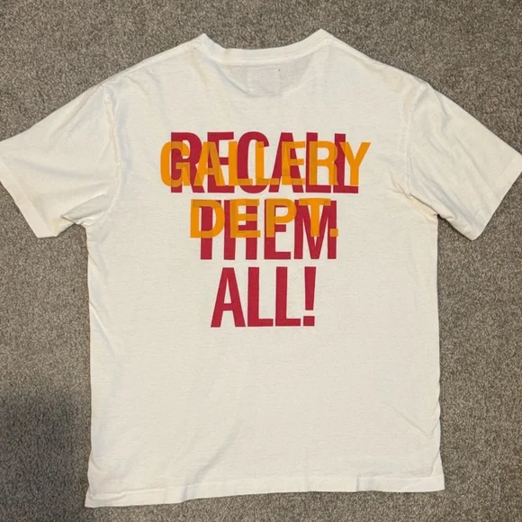 Gallery Dept Cream Tee with Graphic Label - Picture 4 of 4